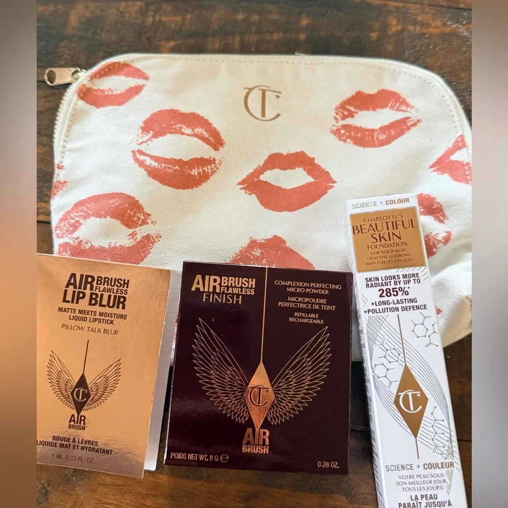 Charlotte Tilbury 3 Makeup Set with Bag
